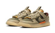 Kup oryginalne Dunk Low Remastered Medium Olive DV0821-200 - widok z drugiego boku - Sneakersy