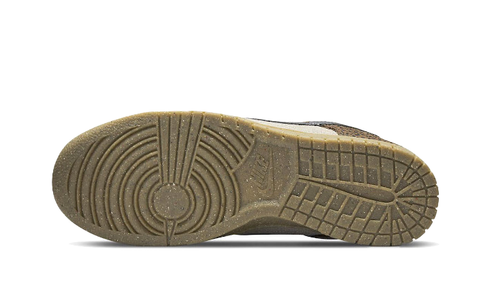 Buty Nike Dunk Low Safari - widok z przodu - Rozmiary EU