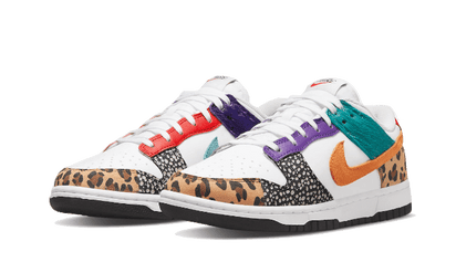 Kup oryginalne Dunk Low Safari Mix DN3866-100 - widok z drugiego boku - Sneakersy