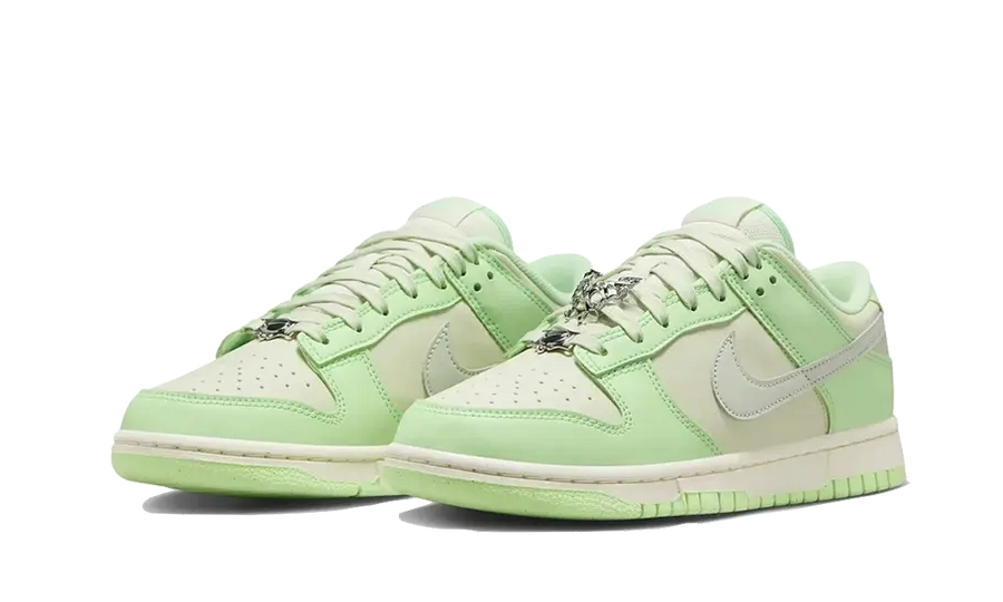 Kup oryginalne Dunk Low SE Next Nature Sea Glass FN6344-001 - widok z drugiego boku - Sneakersy