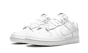Kup oryginalne Dunk Low Triple White (2021) DD1503-109 - widok z drugiego boku - Sneakersy