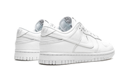 Buty Nike Dunk Low Triple White (2021) - widok z przodu - Rozmiary EU
