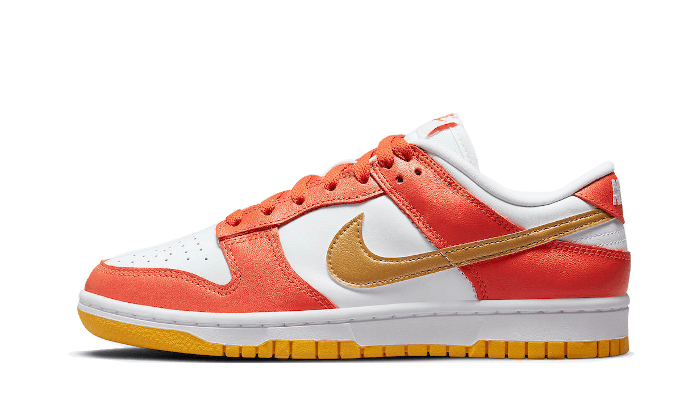 Nike Dunk Low University Gold biały-pomarańczowy - widok główny z boku | Saturaise.com