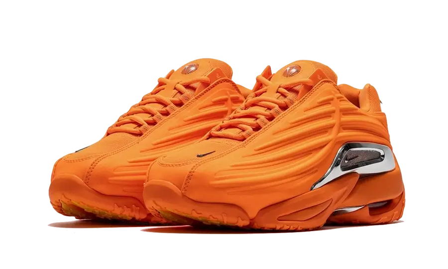 Kup oryginalne Hot Step 2 NOCTA Total Orange - widok z drugiego boku - Sneakersy
