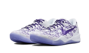 Kup oryginalne Kobe 8 Protro Court Purple - widok z drugiego boku - Sneakersy