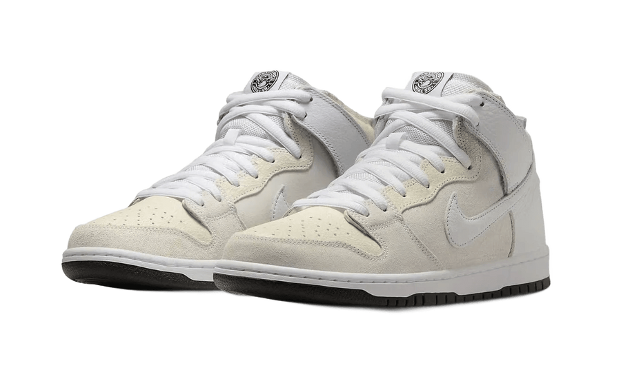 Buty Nike Antihero Skateboards x Nike SB Dunk High "White" - widok z przodu - Rozmiary EU