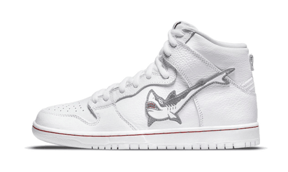 Yeezy SB Dunk High Oski Great White Shark biały-czerwony - widok główny z boku | Saturaise.com