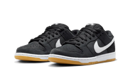 Kup oryginalne SB Dunk Low Pro ISO Black Gum - widok z drugiego boku - Sneakersy
