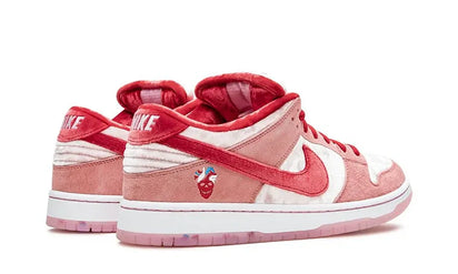 Nike SB Dunk Low StrangeLove Skateboards - zdjęcie 3