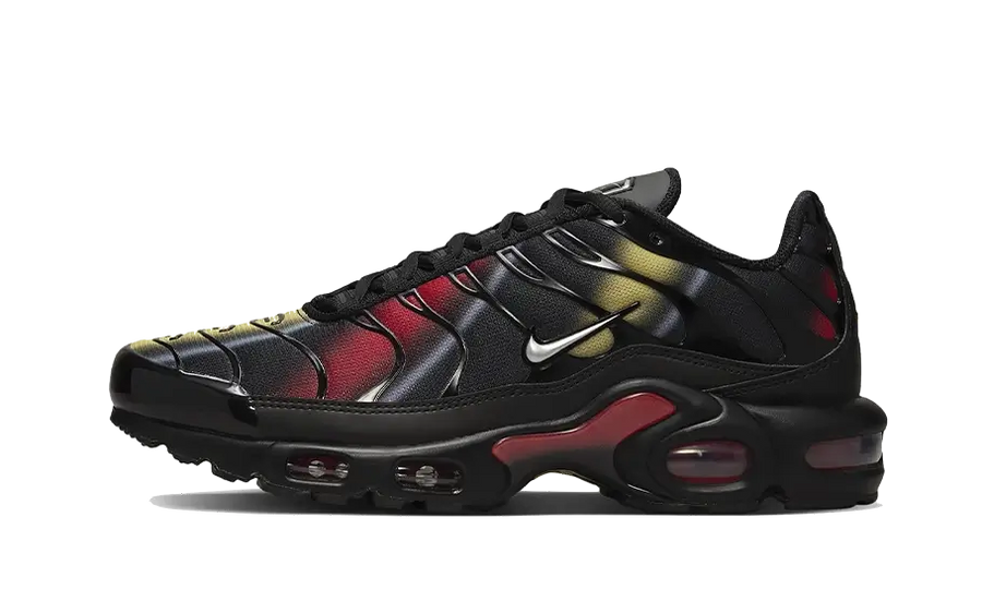 Nike TN Air Max Plus Orbit czarny-czerwony - widok główny z boku | Saturaise.com