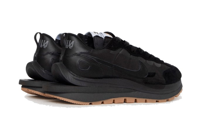 Buty Sacai Vaporwaffle Sacai Black Gum - widok z przodu - Rozmiary EU