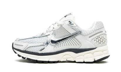 Nike Zoom Vomero 5 Photon Dust Metallic Silver