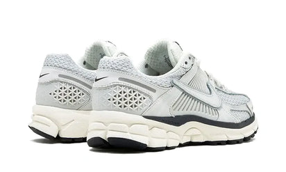 Nike Zoom Vomero 5 Photon Dust Metallic Silver - zdjęcie 3