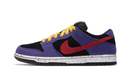 Yeezy SB Dunk Low ACG Terra czarny-fioletowy - widok główny z boku | Saturaise.com