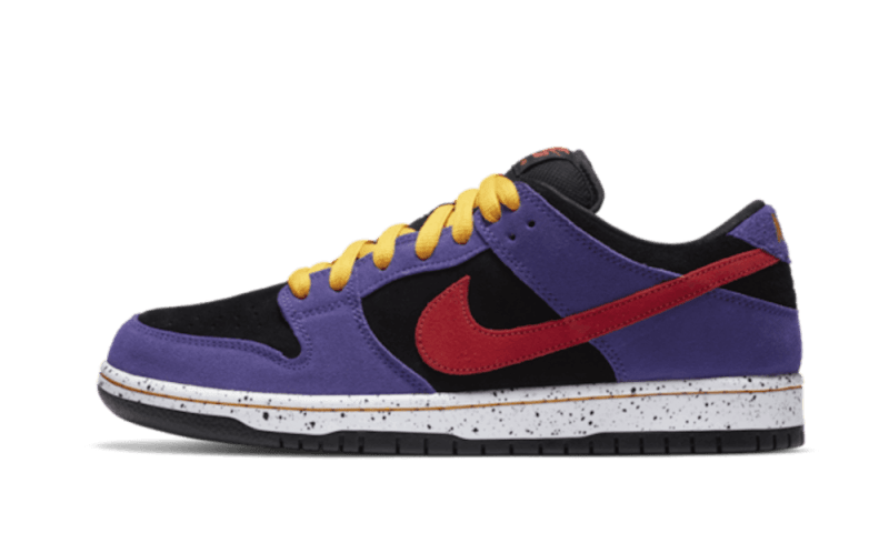 Yeezy SB Dunk Low ACG Terra czarny-fioletowy - widok główny z boku | Saturaise.com