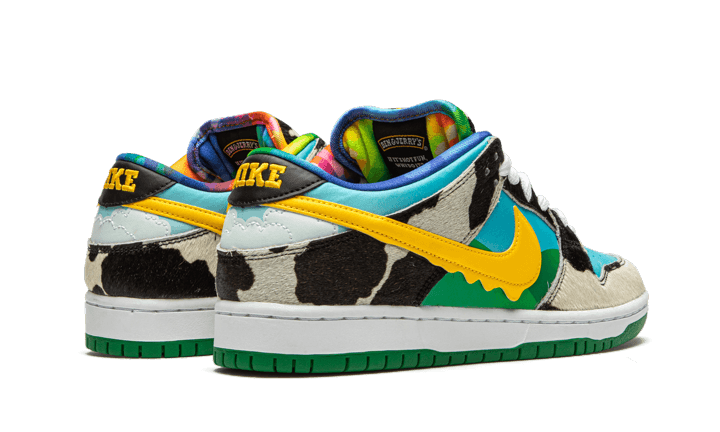 Buty Yeezy Nike SB Dunk Low Ben & Jerry's Chunky Dunky - widok z przodu - Rozmiary EU