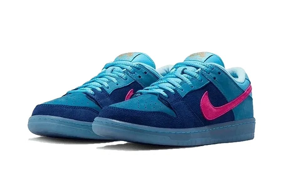 SB Dunk Low Run The Jewels - zdjęcie 2