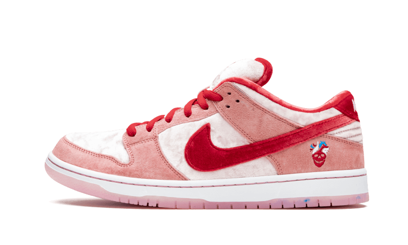 Yeezy Nike SB Dunk Low StrangeLove Skateboards biały-czerwony - widok główny z boku | Saturaise.com