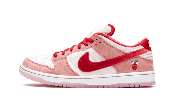 Nike SB Dunk Low StrangeLove Skateboards