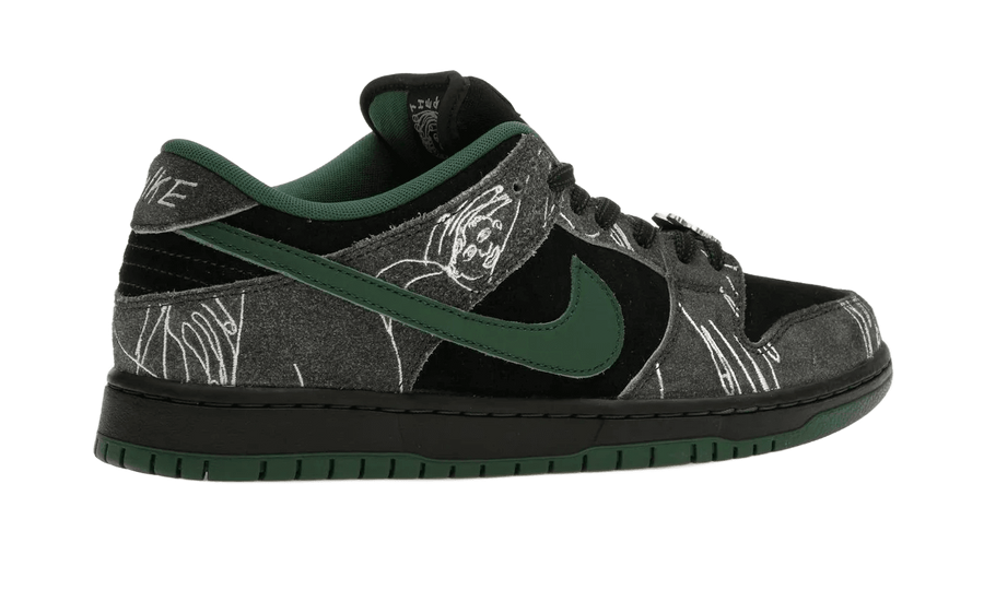 Kup oryginalne There Skateboards x Nike SB Dunk Low "Black" HF7743-001 - widok w pudełku - Sneakersy
