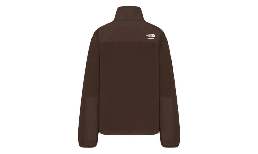 SKIMS x TNF 1995 Retro Denali Fleece Jacket Coca - widok z drugiego boku - Premium Quality