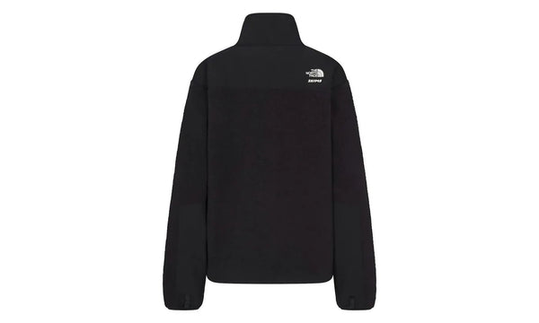 SKIMS x TNF 1995 Retro Denali Fleece Jacket Onyx - SKIMS x TNF 1995 Retro Denali Fleece Jacket Onyx - widok z drugiego boku - Premium Quality