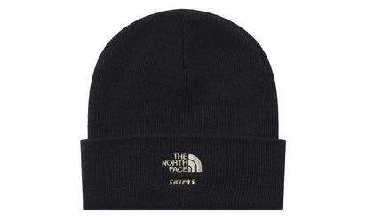 Saturaise SKIMS x TNF Logo Beanie Onyx czarny - widok główny z boku | Saturaise.com