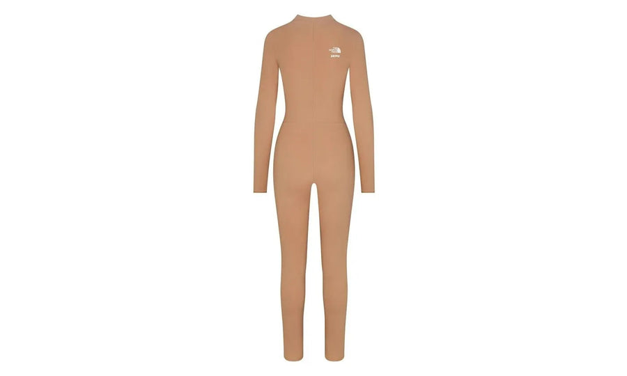 Kup oryginalne SKIMS x TNF Refina Bodysuit Ochre - widok z drugiego boku - Sneakersy