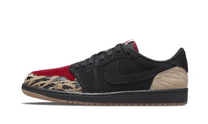 Air Jordan Air Jordan 1 Low Solefly Carnivore czarny-czerwony - widok główny z boku | Saturaise.com