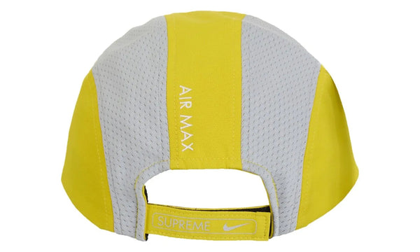 Supreme Nike Running Hat Yellow - Supreme Nike Running Hat Yellow - widok z drugiego boku - Markowe dodatki