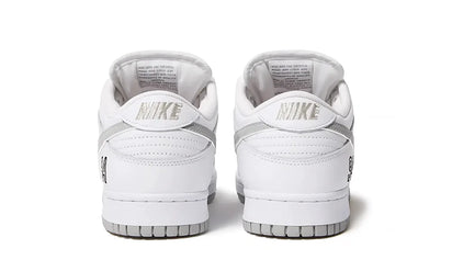 Supreme x Nike SB Dunk Low 94 White Metallic Silver - zdjęcie 4