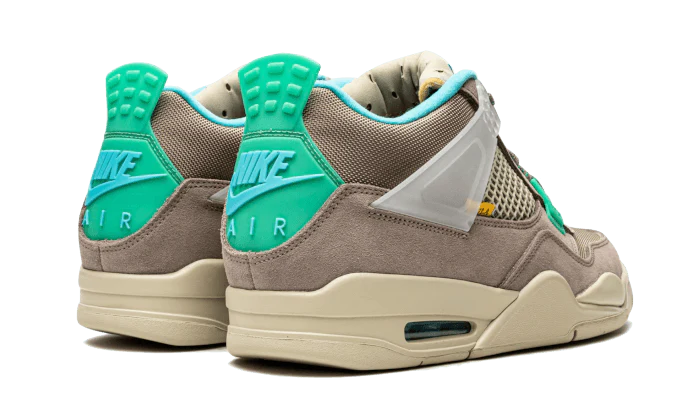 Buty Air Jordan Air Jordan 4 Retro Union Taupe Haze - widok z przodu - Rozmiary EU