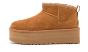 UGG UGG Classic Ultra Mini Platform Boot Chestnut (Women's) biały-brązowy - widok główny z boku | Saturaise.com