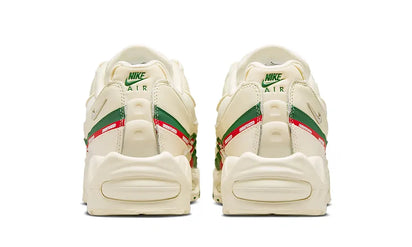 Undefeated x Nike Air Max 95 SP Sail - zdjęcie 3