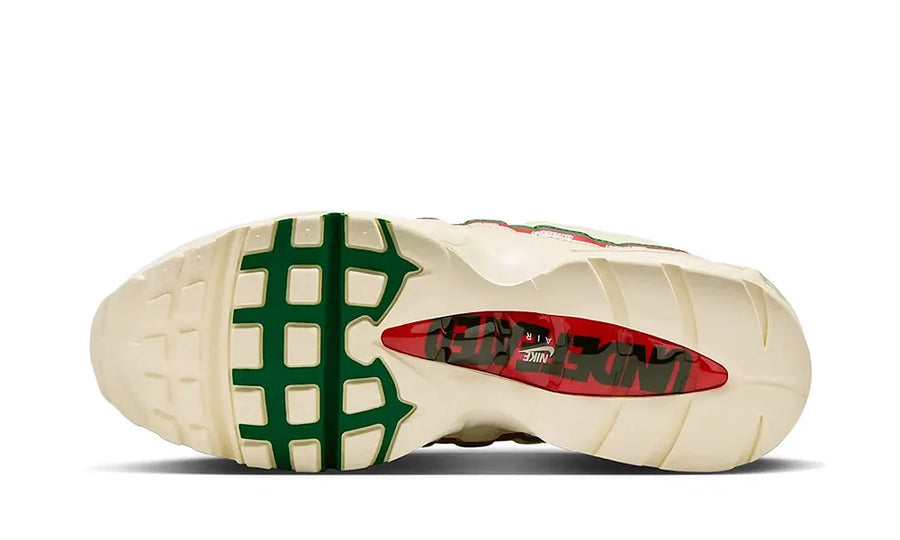 Undefeated x Nike Air Max 95 SP Sail - zdjęcie 4