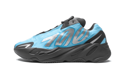 Adidas Yeezy 700 MNVN Bright Cyan niebieski - widok główny z boku | Saturaise.com