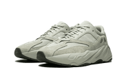 Kup oryginalne Yeezy 700 Salt - widok z drugiego boku - Sneakersy