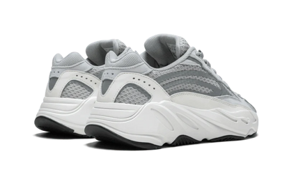 Buty Adidas Yeezy Boost 700 V2 Static - widok z przodu - Rozmiary EU