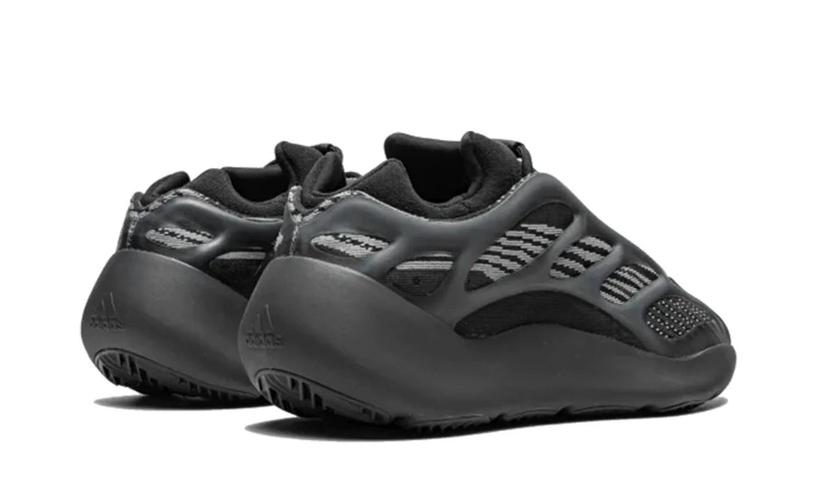 Yeezy 700 V3 Dark Glow - zdjęcie 3
