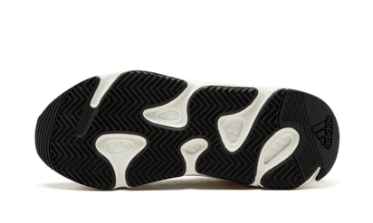 100% Oryginalne Yeezy 700 Wave Runner Solid Grey - widok z tyłu - 1440.00 PLN