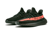 Kup oryginalne Yeezy Boost 350 V2 Core Black Red - widok z drugiego boku - Sneakersy