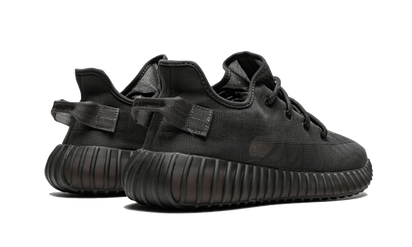 Buty Adidas Yeezy Boost 350 V2 Mono Cinder - widok z przodu - Rozmiary EU