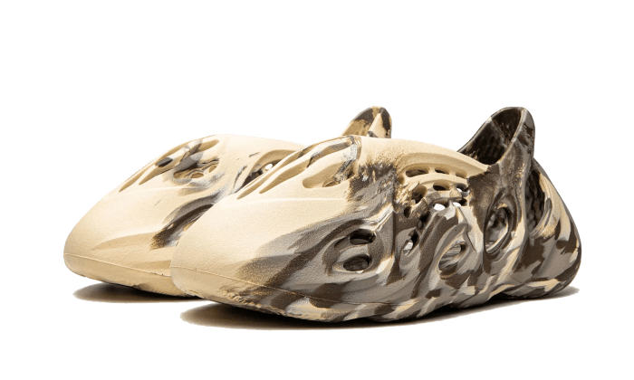 Kup oryginalne Yeezy Foam RNNR MX Clay Cream - widok z drugiego boku - Sneakersy